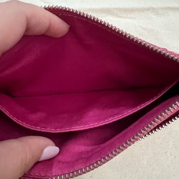 Banana Republic wristlet - Picture 4 of 5